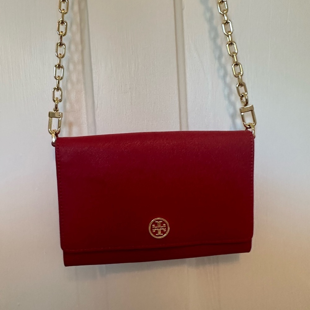 Tory Burch Robinson Chain Wallet